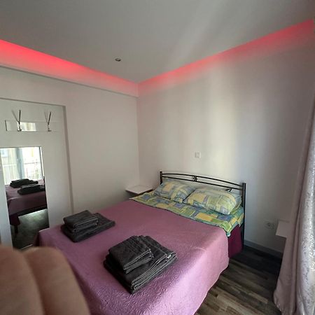 Apartment Center Piraeus Location Kastella Passalimani Port Exterior foto