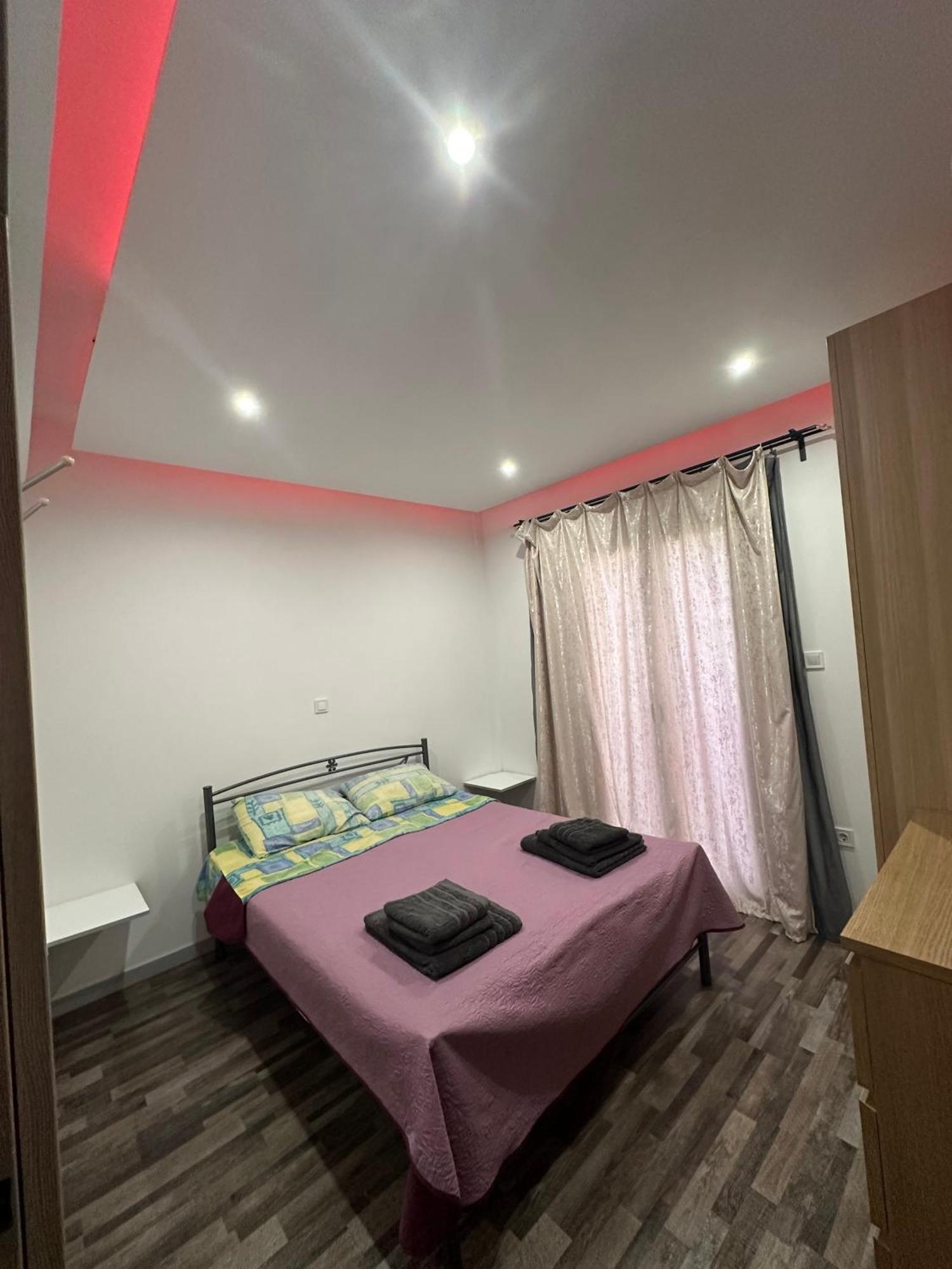 Apartment Center Piraeus Location Kastella Passalimani Port Exterior foto